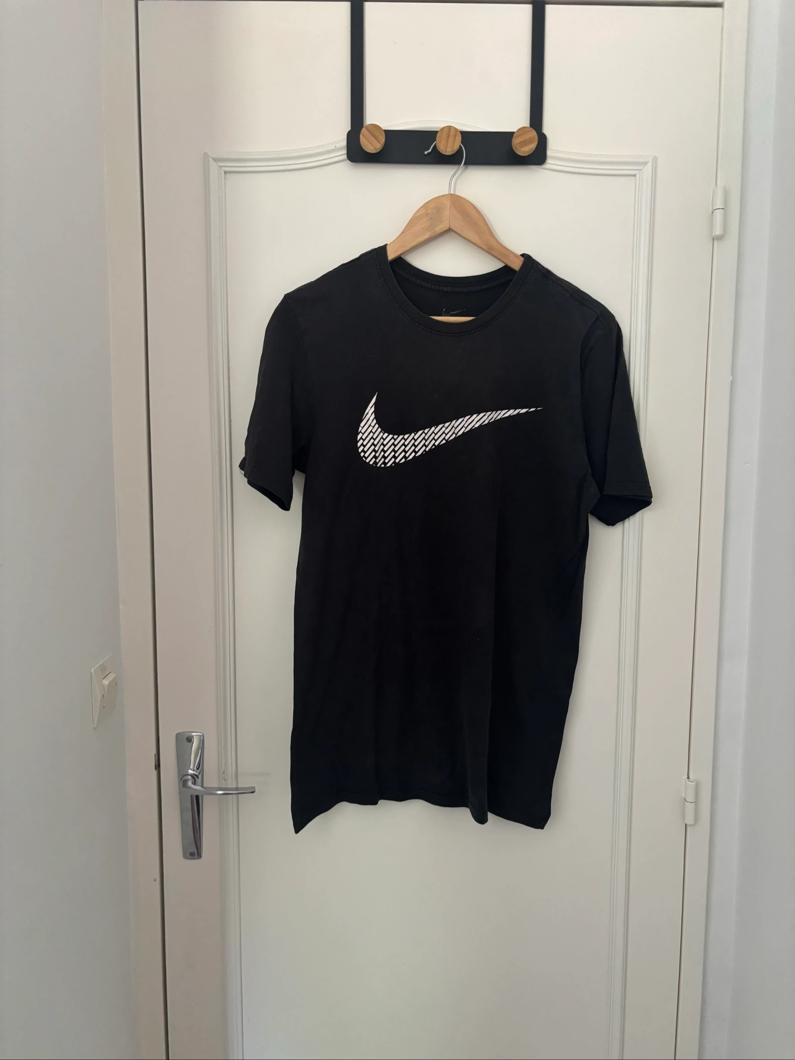 161/ T-shirt noir Nike blanc - Nike - Taille M
